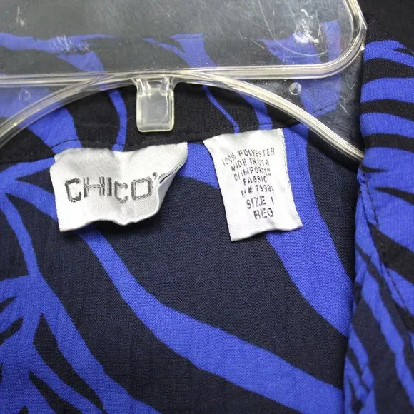 Chico's Royal Blue Black print 100 polyester button front shirt size 1 - Picture 3 of 5